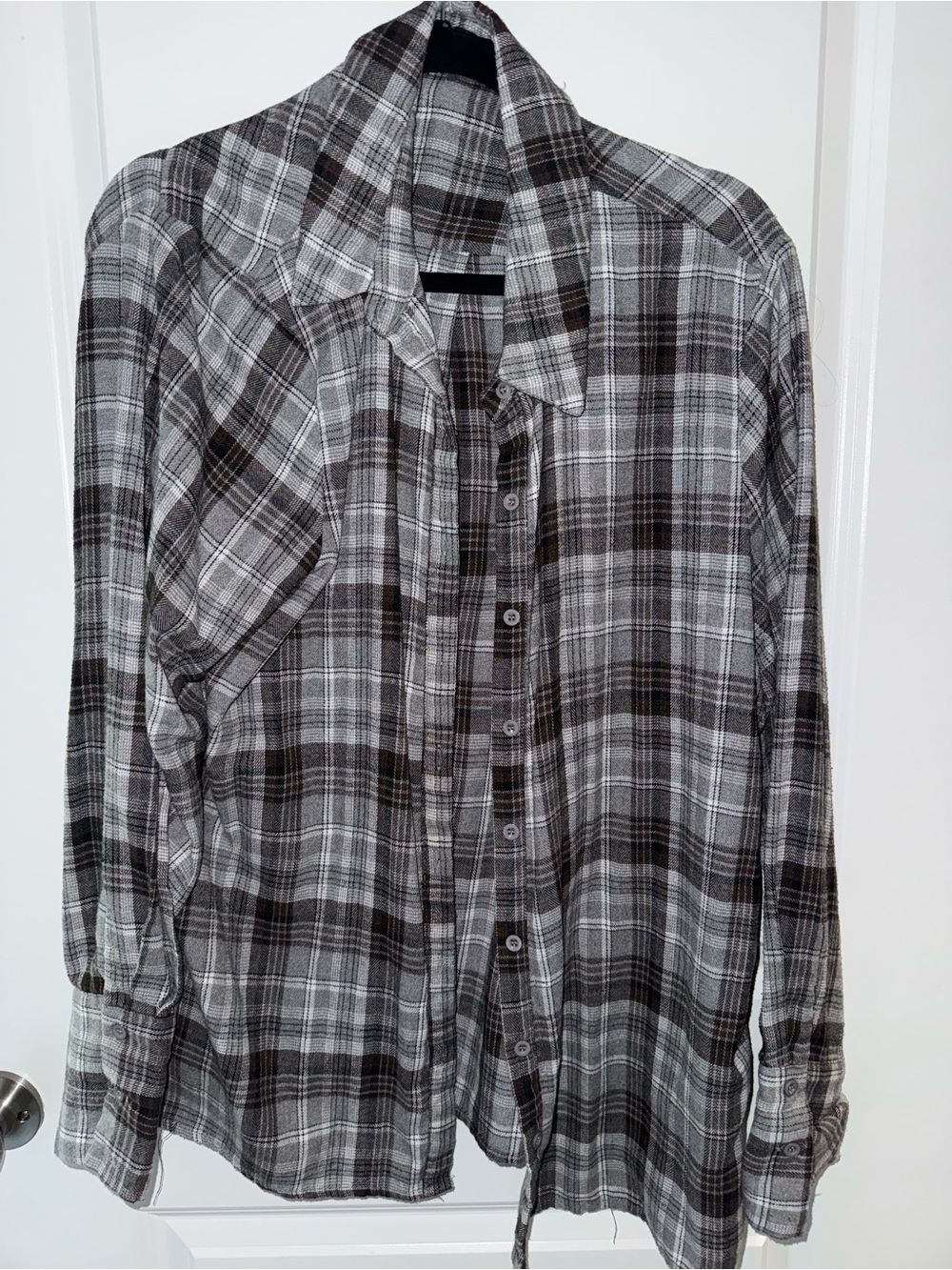 PrettyLittleThing Gray and Black Plaid Button Cardigan